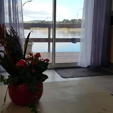 D'exception Au Bord De L'etang A 펜션 세테